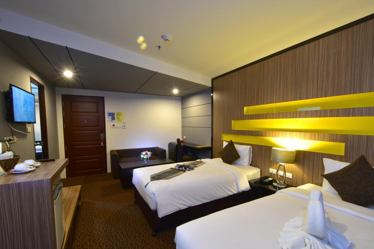 Siam Oriental Hotel Хат Яй Екстериор снимка